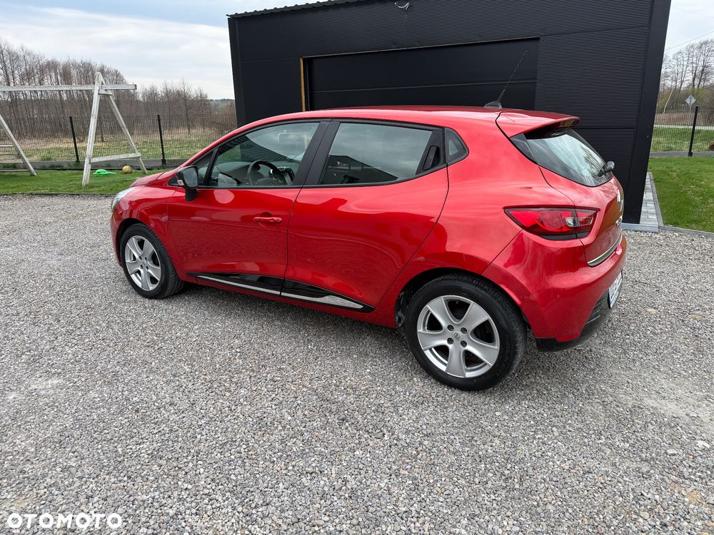 Renault Clio 1.2 16V 75 Dynamique - 12