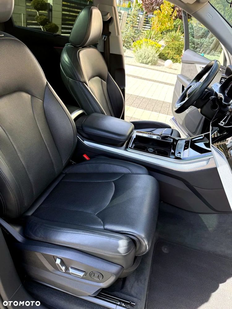 Audi Q7 - 19