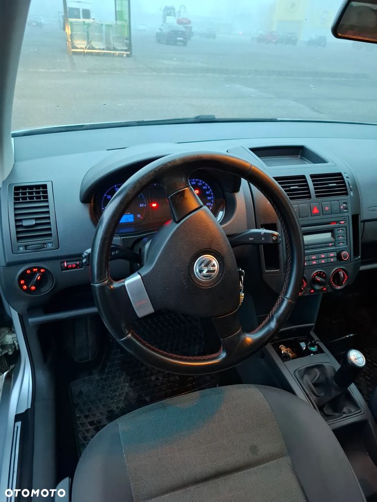 Volkswagen Polo 1.6 Sportline - 14