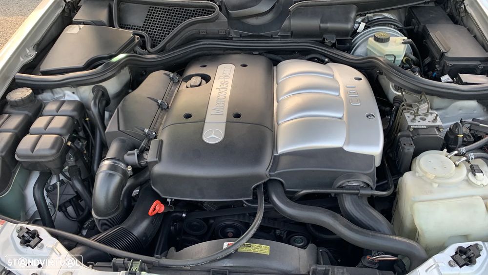 Mercedes-Benz E 220 CDI Avantgarde - 13