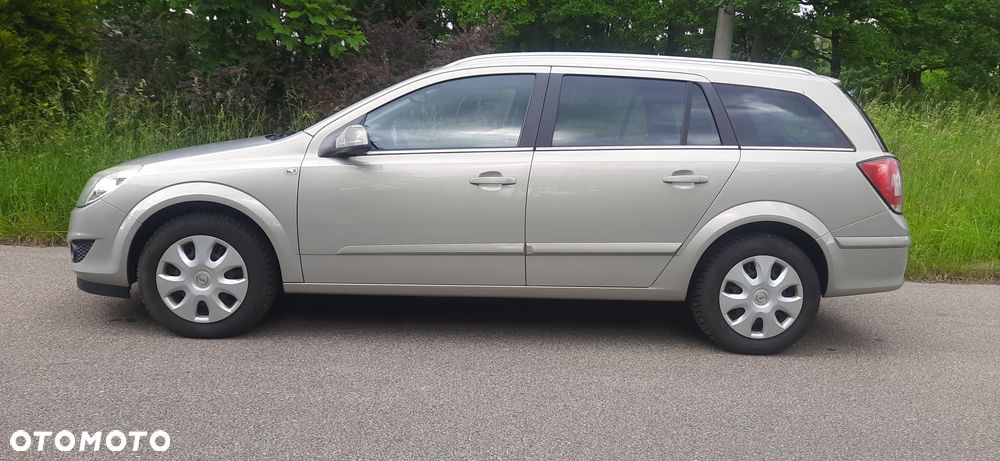 Opel Astra 1.6 Caravan - 2