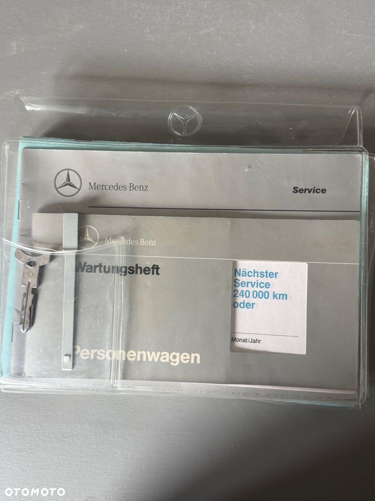 Mercedes-Benz W124 (1984-1993) - 23