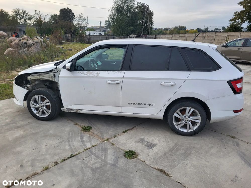 Skoda Fabia 1.0 TSI Ambition Plus - 8
