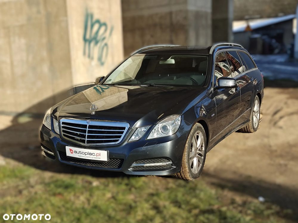 Mercedes-Benz Klasa E - 17