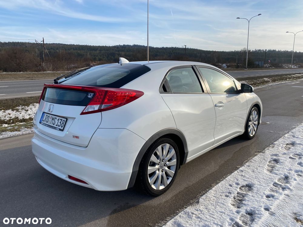 Honda Civic 1.4 i-VTEC Sport - 28