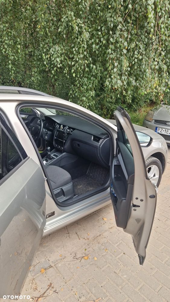 Skoda Octavia 1.6 TDI 4x4 Ambition - 11