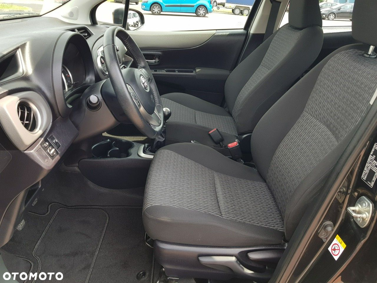 Toyota Yaris 1.33 VVT-i Club - 9