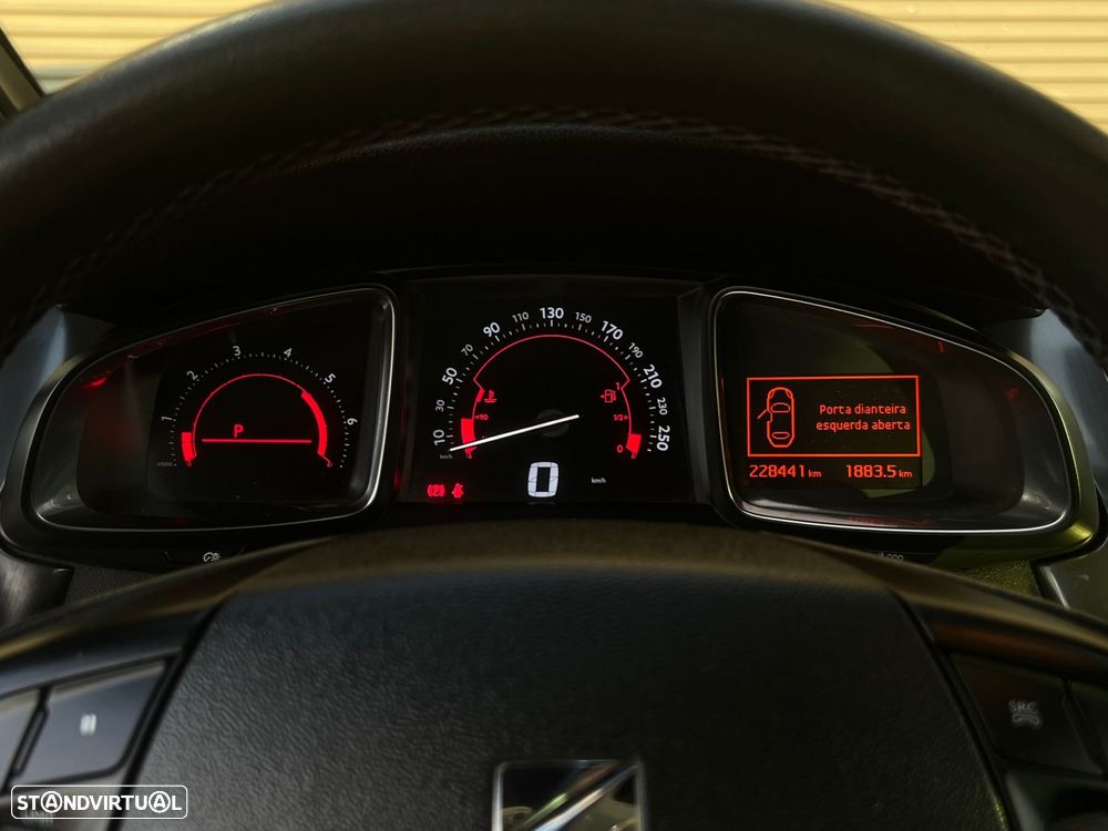 DS DS5 1.6 BlueHDi So Chic EAT6 - 18