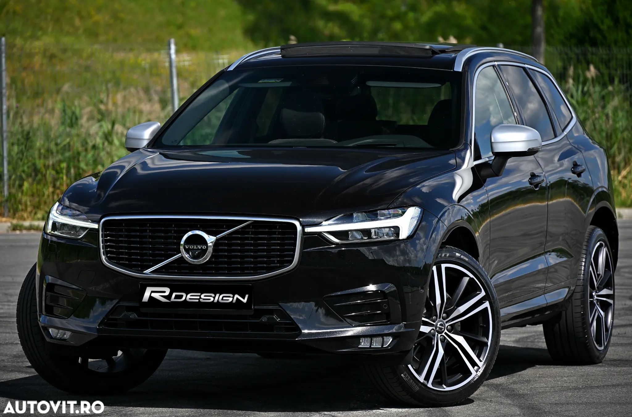 Volvo XC 60 D5 AWD Geartronic RDesign - 1