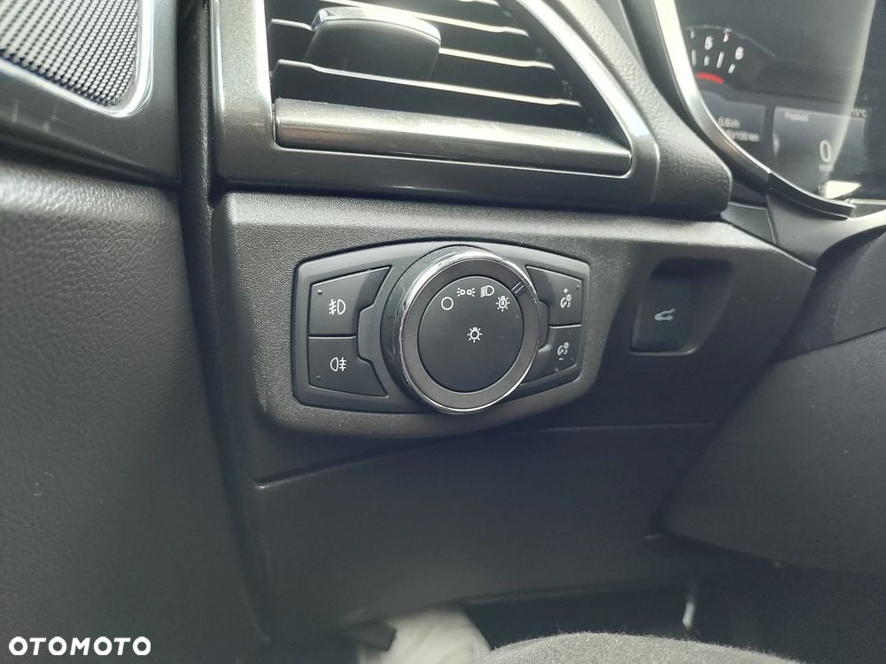 Ford Mondeo 2.0 EcoBlue Titanium - 21