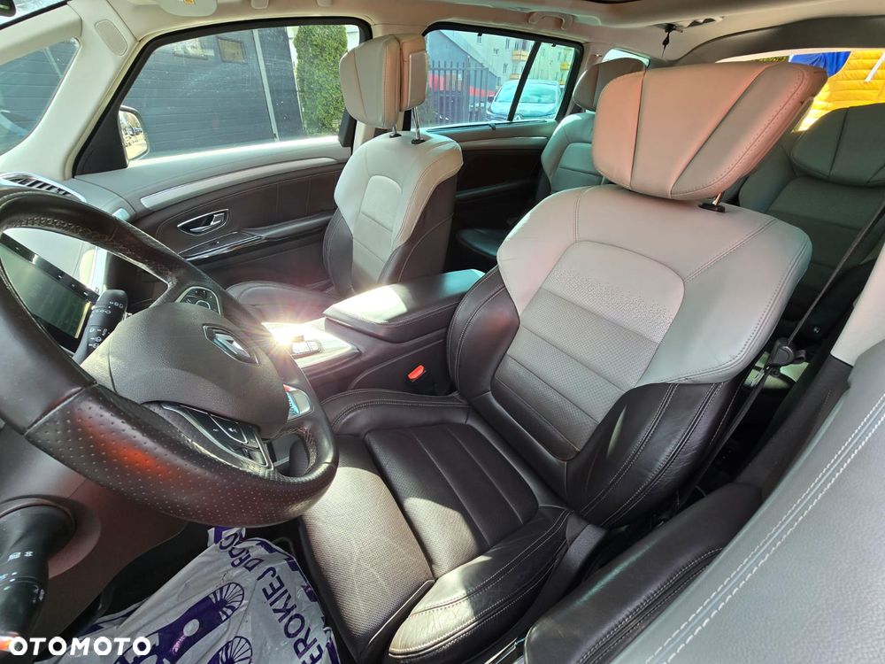 Renault Espace 1.6 dCi Energy Initiale Paris EDC - 13