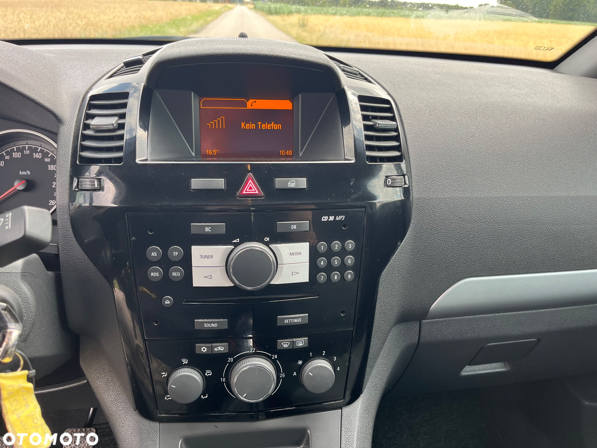 Opel Zafira 1.8 Cosmo - 17