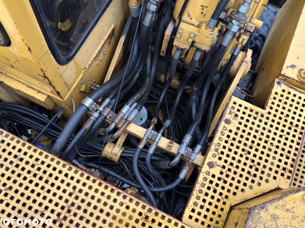 Caterpillar 212B TF - 10