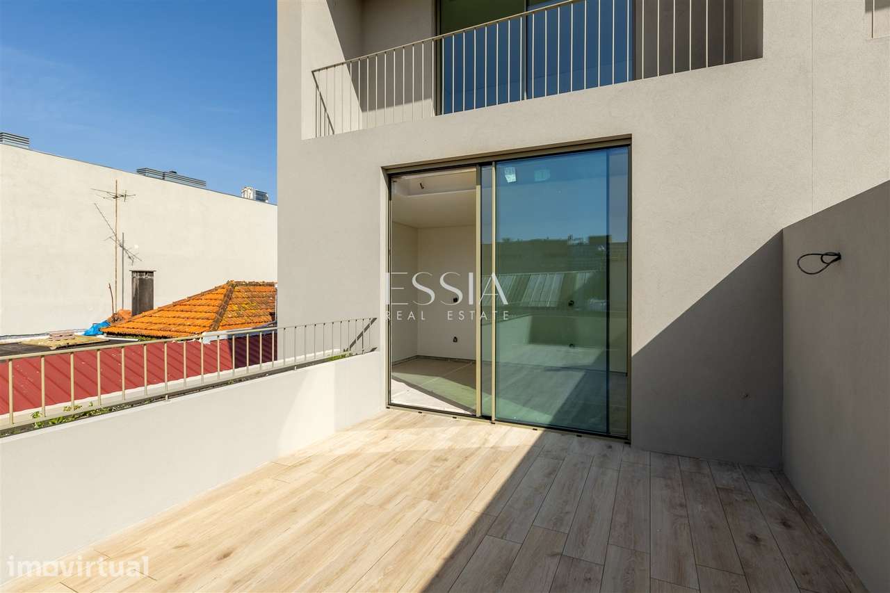 T4 Terraço Jardim e Piscina Matosinhos Sul | Moradia Praia Mar - Grande imagem: 2/26