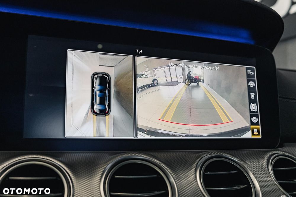 Mercedes-Benz Klasa E 220 d 4-Matic 9G-TRONIC - 19