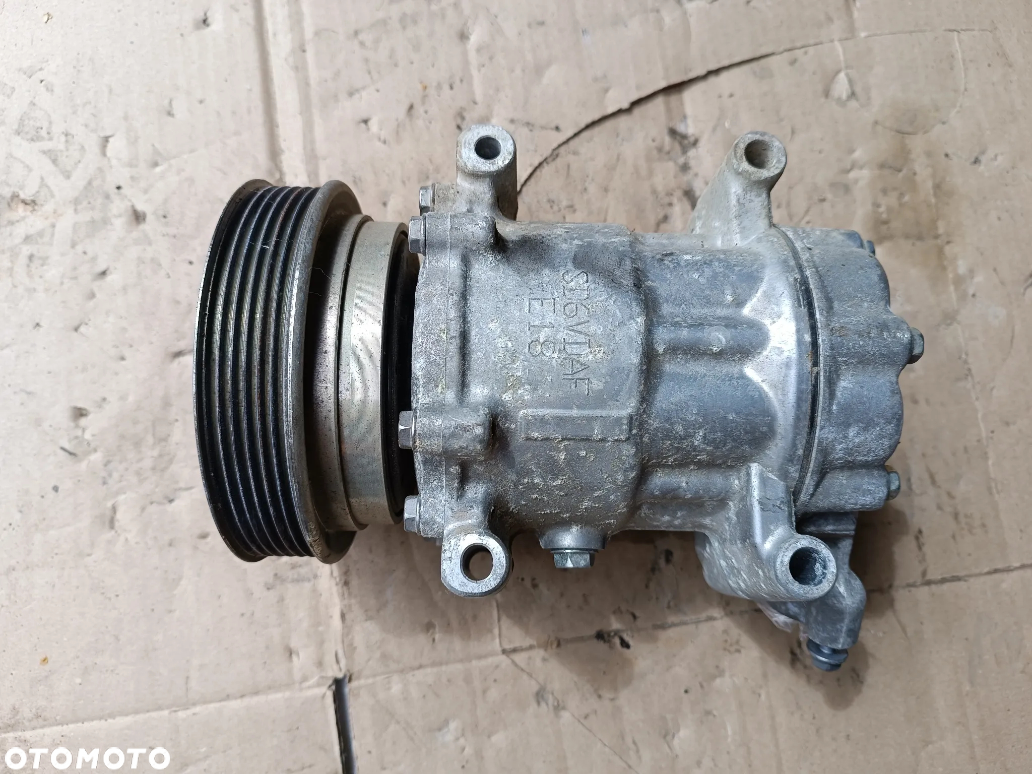 SPRĘŻARKA KOMPRESOR KLIMATYZACJI 8200953359 RENAULT 1.5 DCI - 4