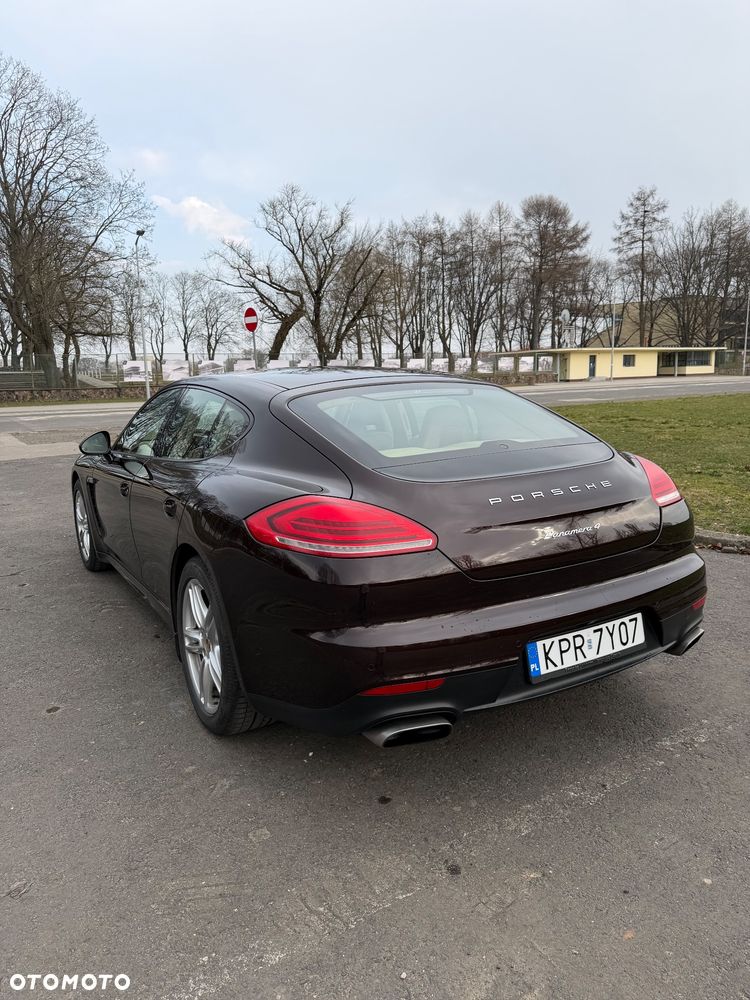 Porsche Panamera 4 - 4