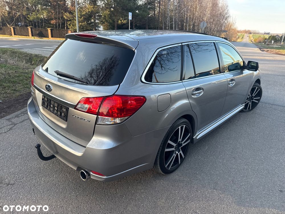 Subaru Legacy 2.5i GT - 5