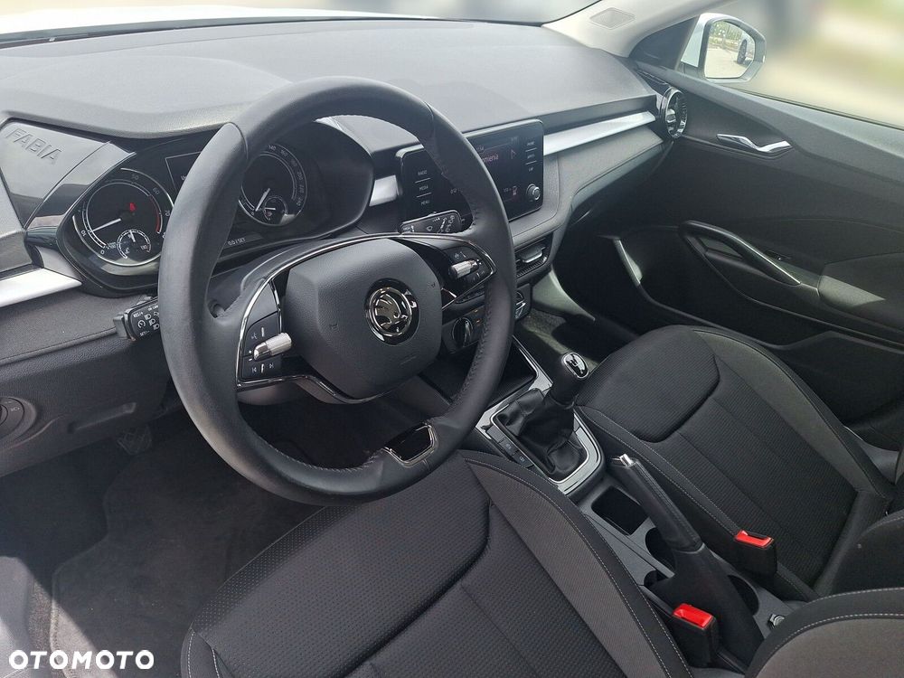 Skoda Fabia - 15
