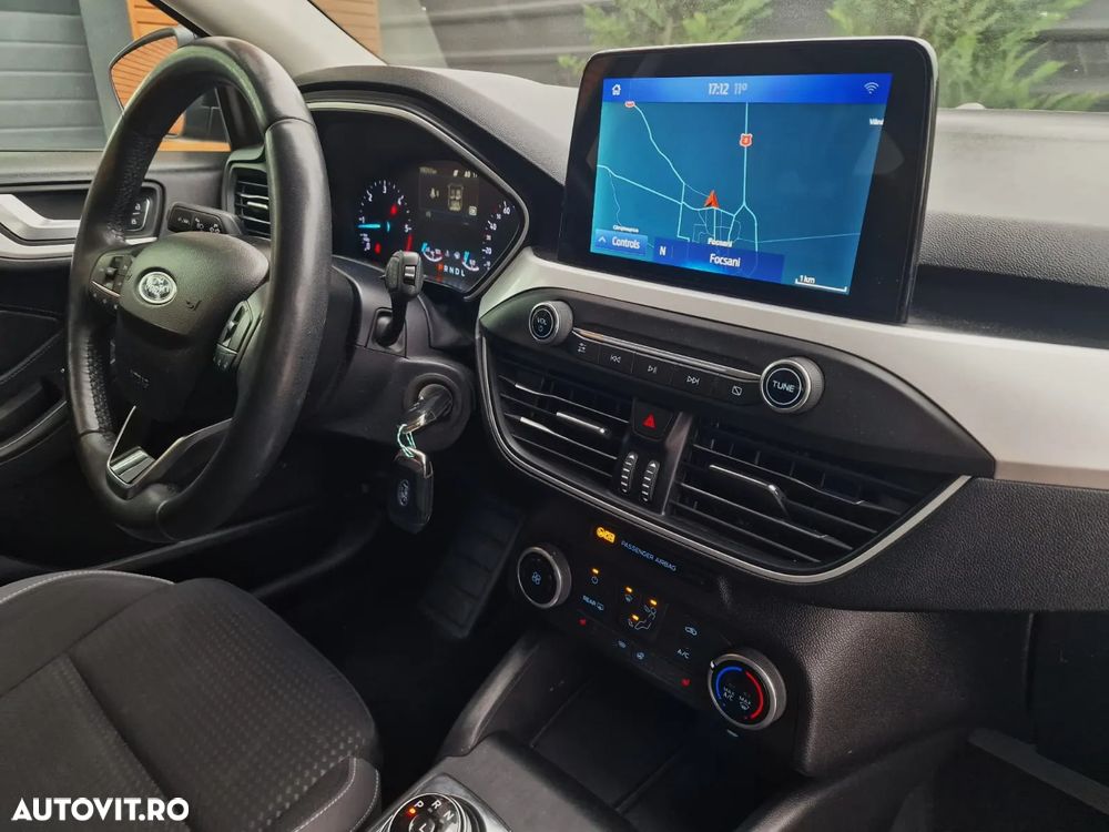 Ford Focus 1.5 EcoBlue Active Business - 19