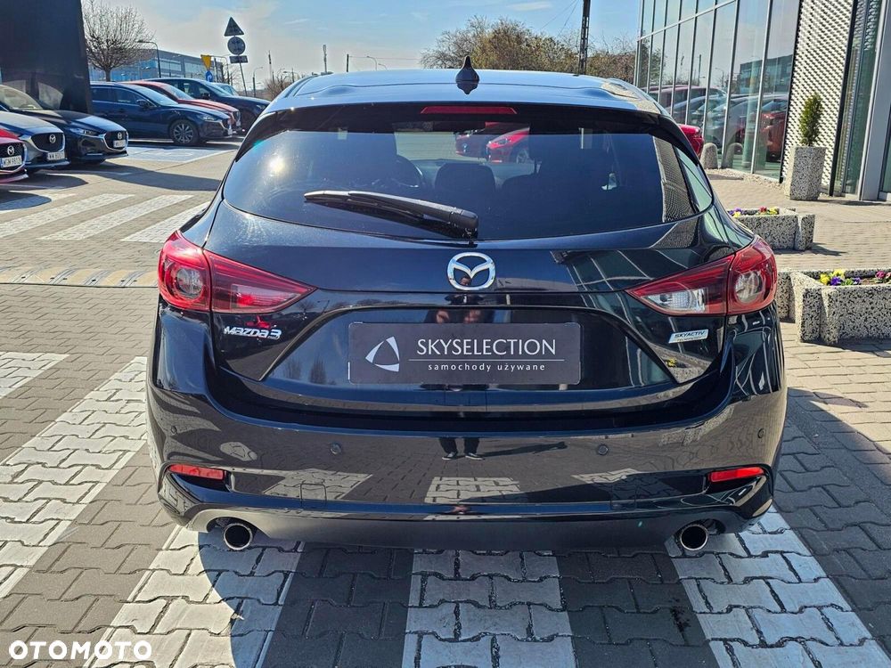 Mazda 3 - 8