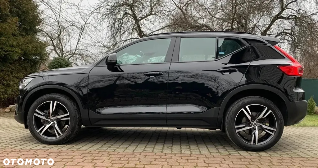 Volvo XC 40 T4 AWD R-Design - 11