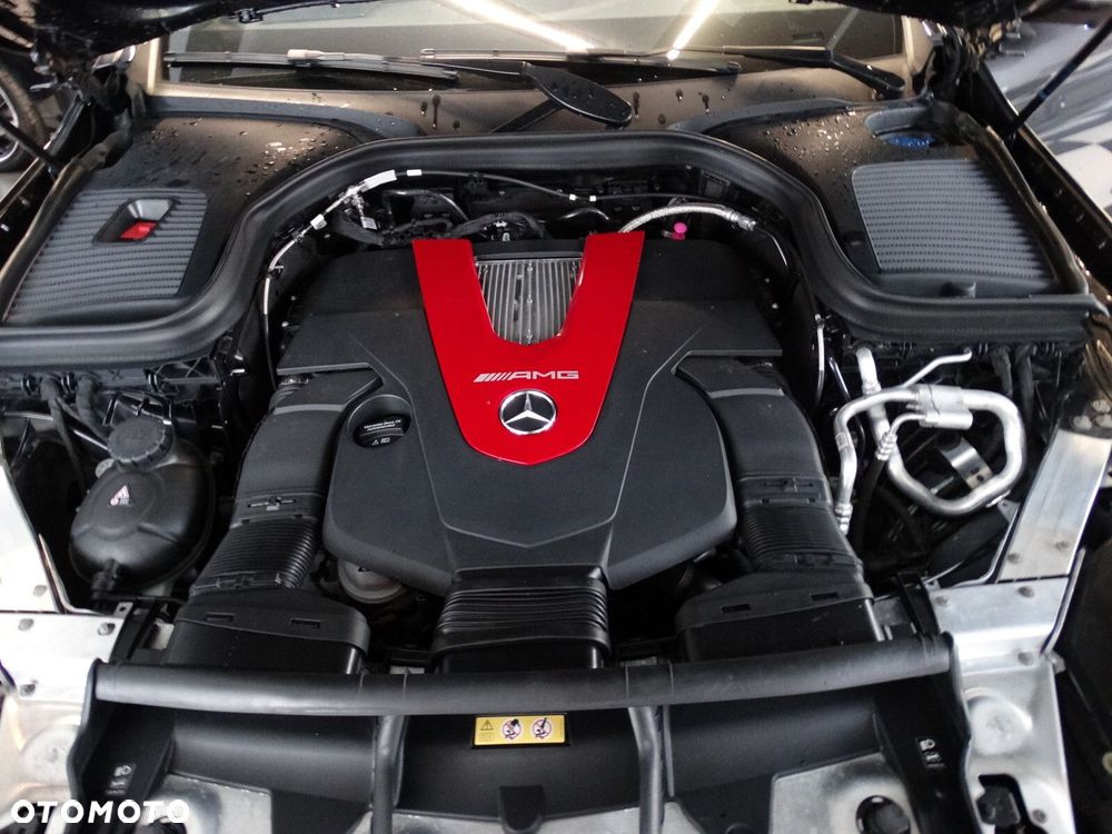 Mercedes-Benz GLC - 38