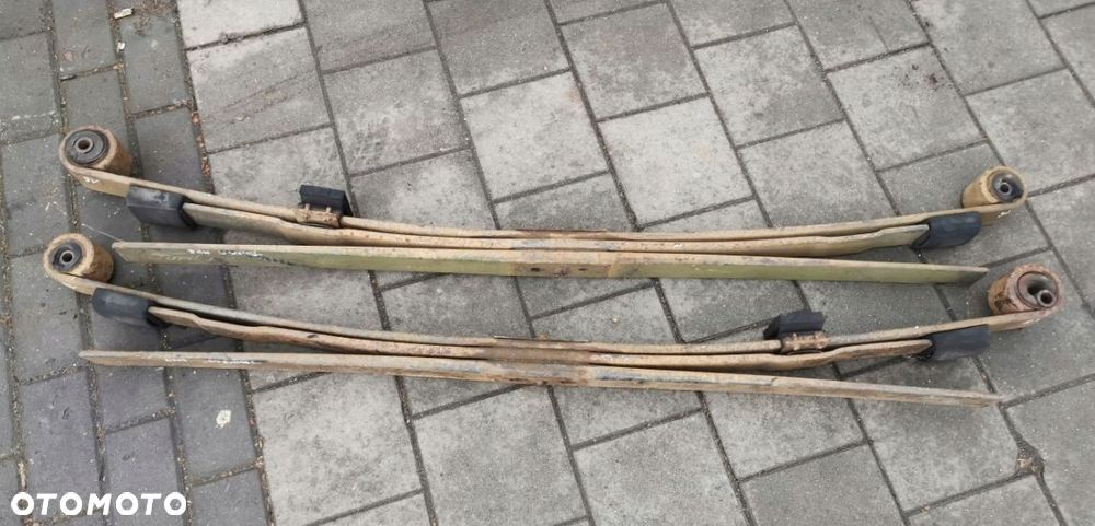 RESOR TYŁ TYLNY FORD TRANSIT MK7 06- 3 PIÓRA 3P POTRÓJNY - 1