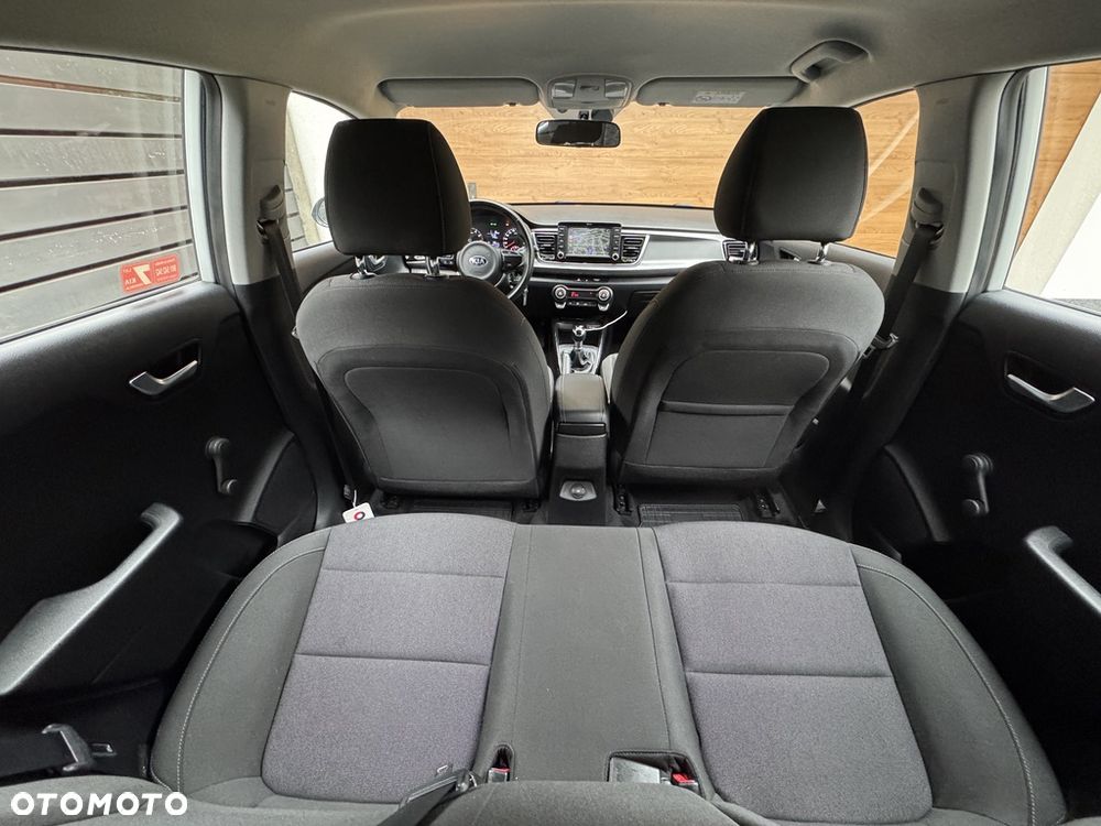 Kia Rio 1.2 L - 25