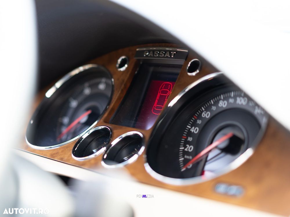 Volkswagen Passat 2.0 TDI Individual - 27