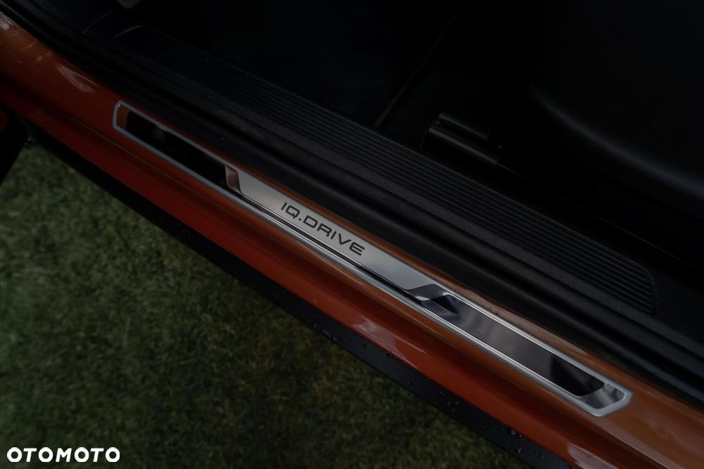 Volkswagen T-Roc - 34