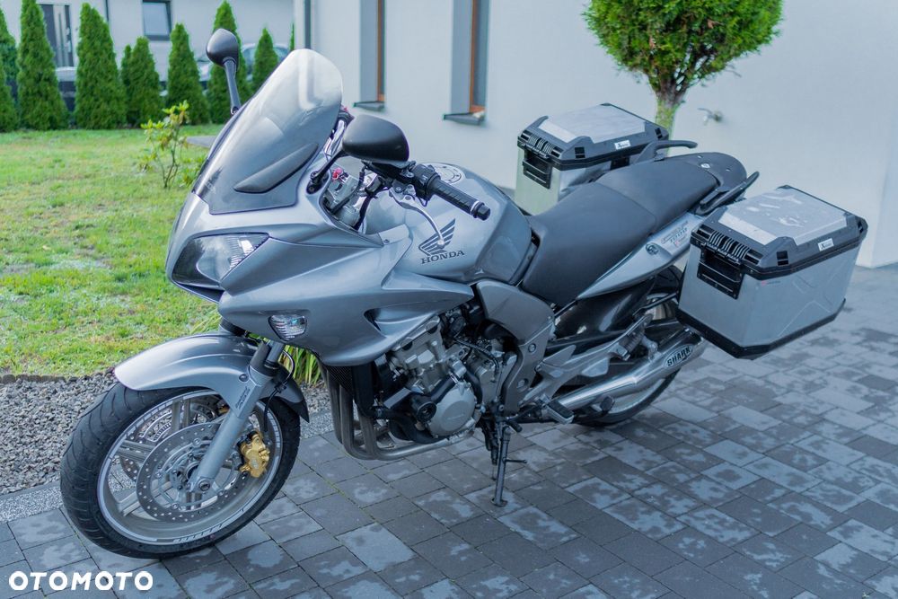 Honda CBF - 6