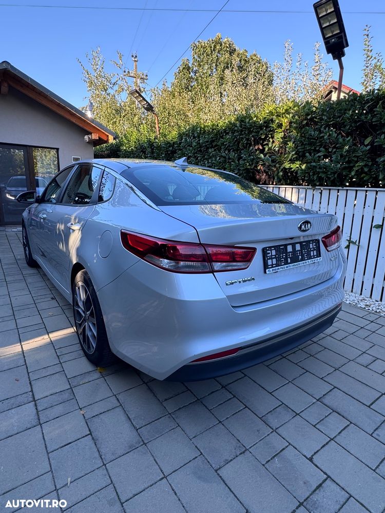 KIA Optima 2017 — imagine 8
