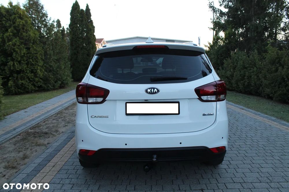 Kia Carens 1.7 CRDi M 7os EU6 - 27