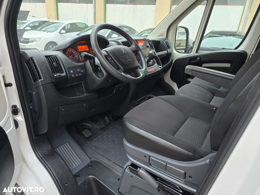 Peugeot Boxer HDi L2H2 S&S TwinCab - 14