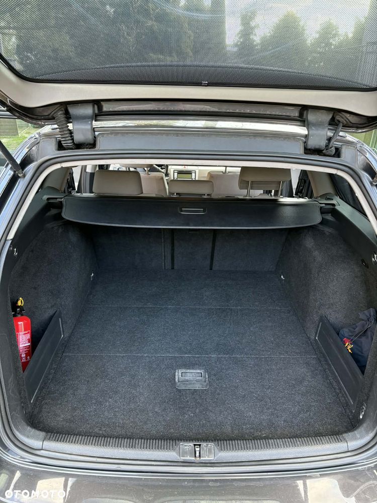Volkswagen Passat - 9