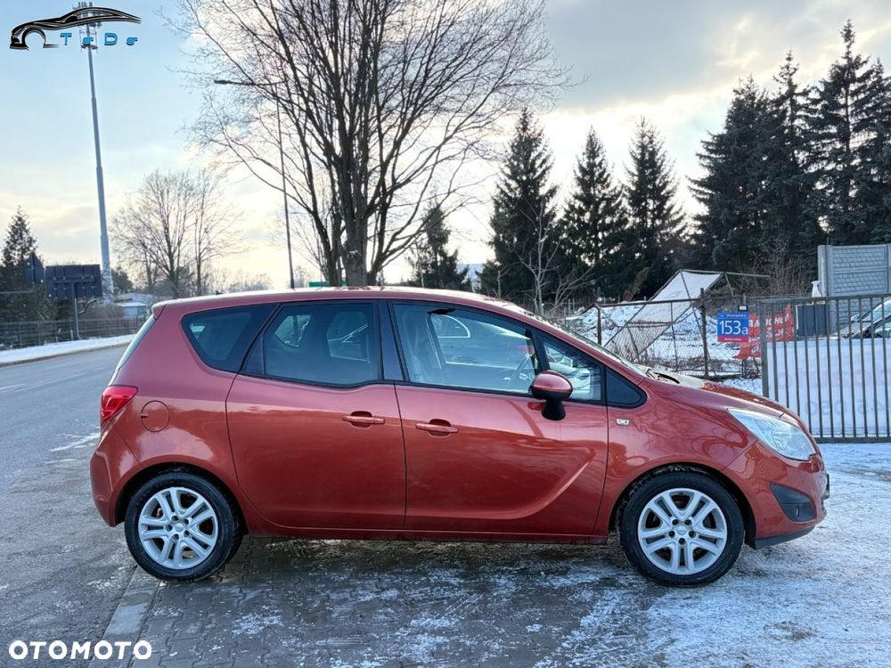 Opel Meriva - 8