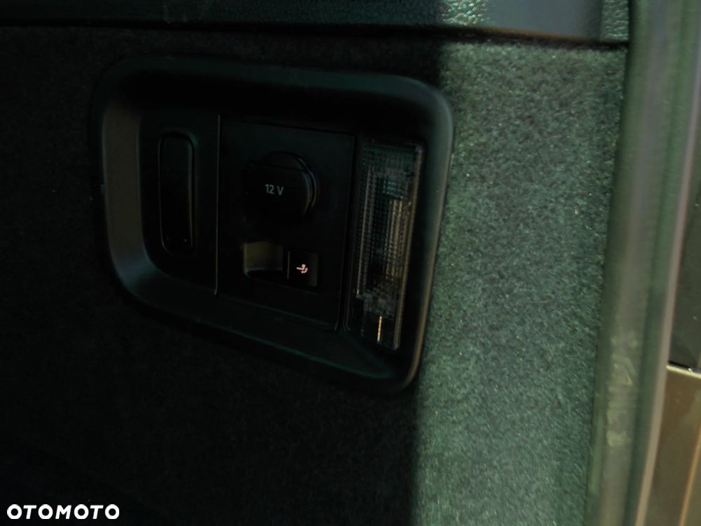 Volkswagen Sharan 1.4 TSI DSG BlueMotion Technology Comfortline - 10