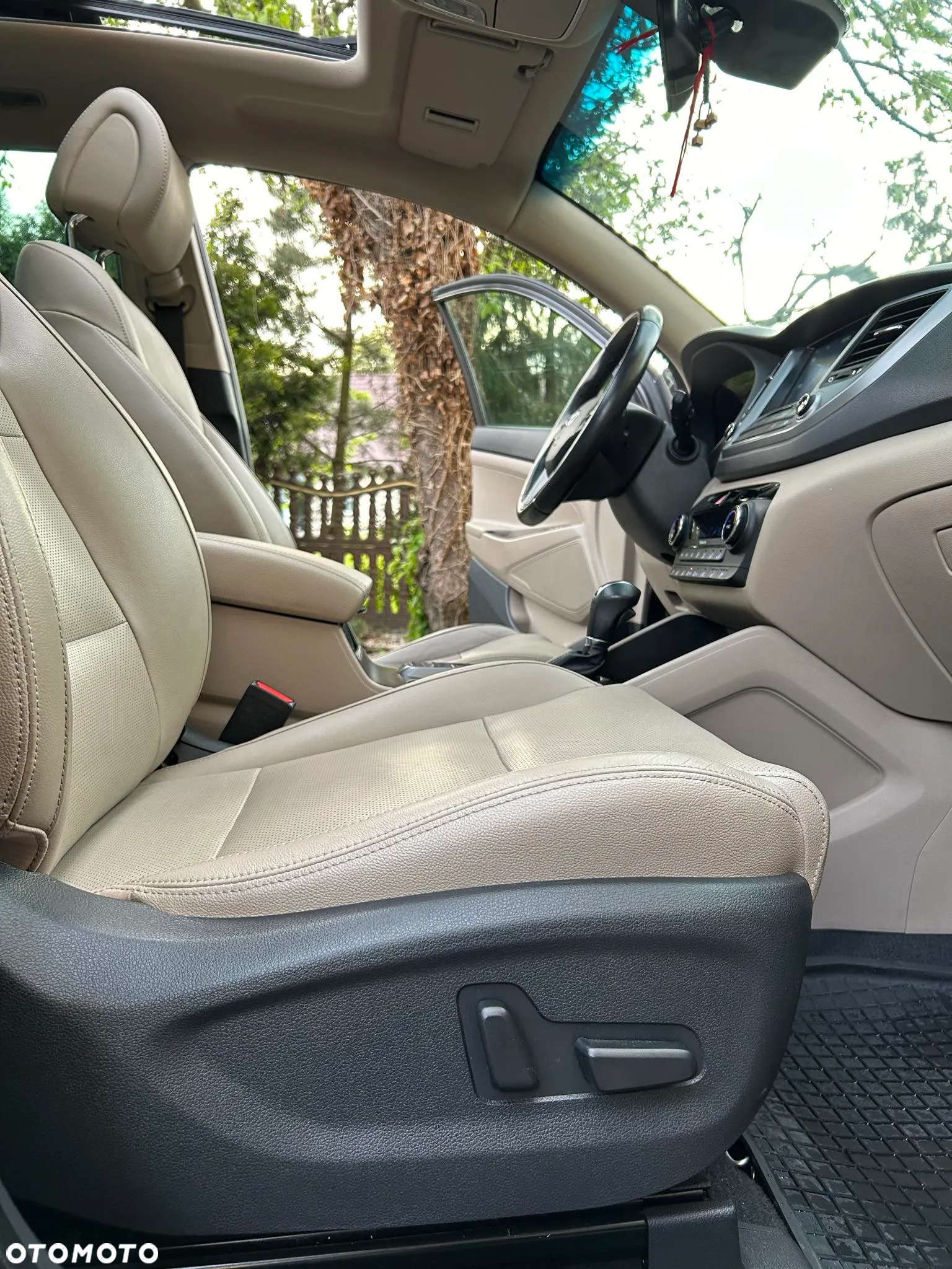 Hyundai Tucson 1.7 CRDI BlueDrive Premium 2WD DCT - 21