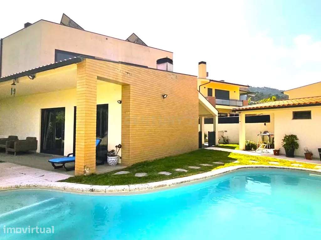 Moderna Moradia T4 com Piscina em Aldreu, Barcelos - Grande imagem: 3/39