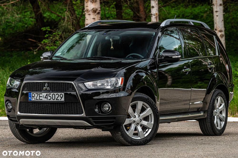 Mitsubishi Outlander - 3