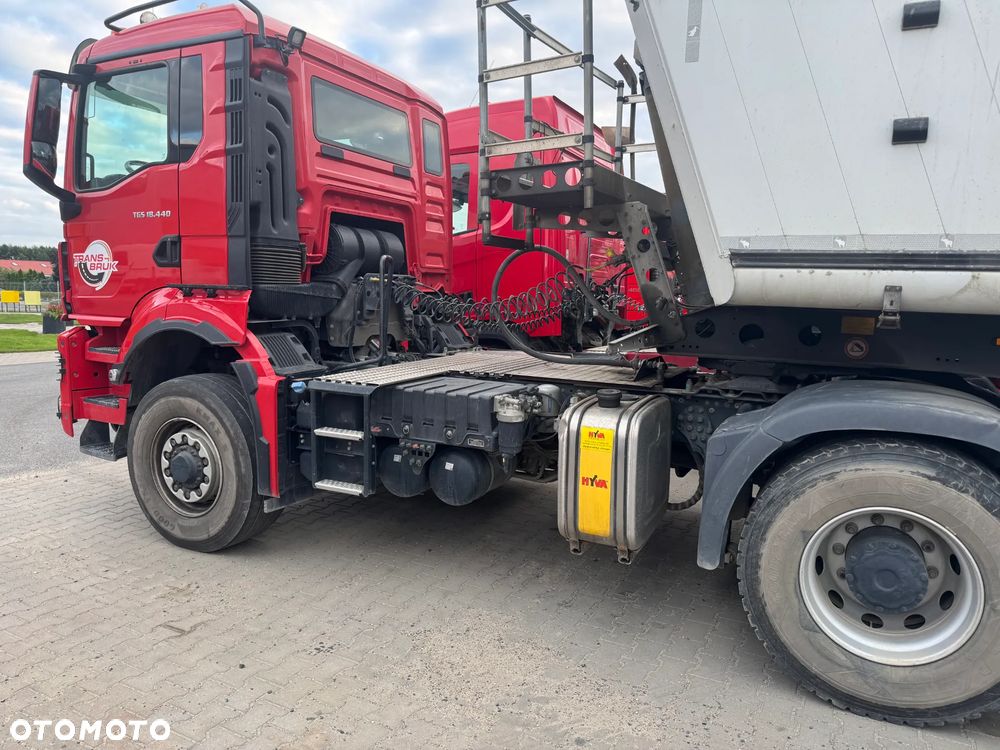 MAN TGS 18.440 had 4x4 - 5