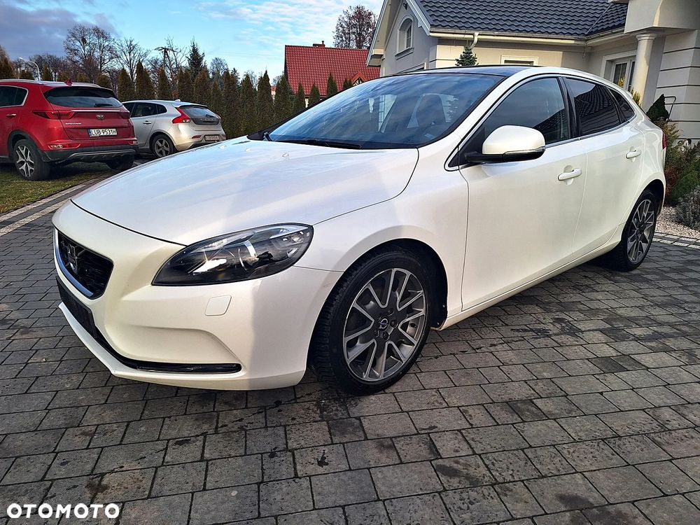 Volvo V40 D2 Momentum - 14