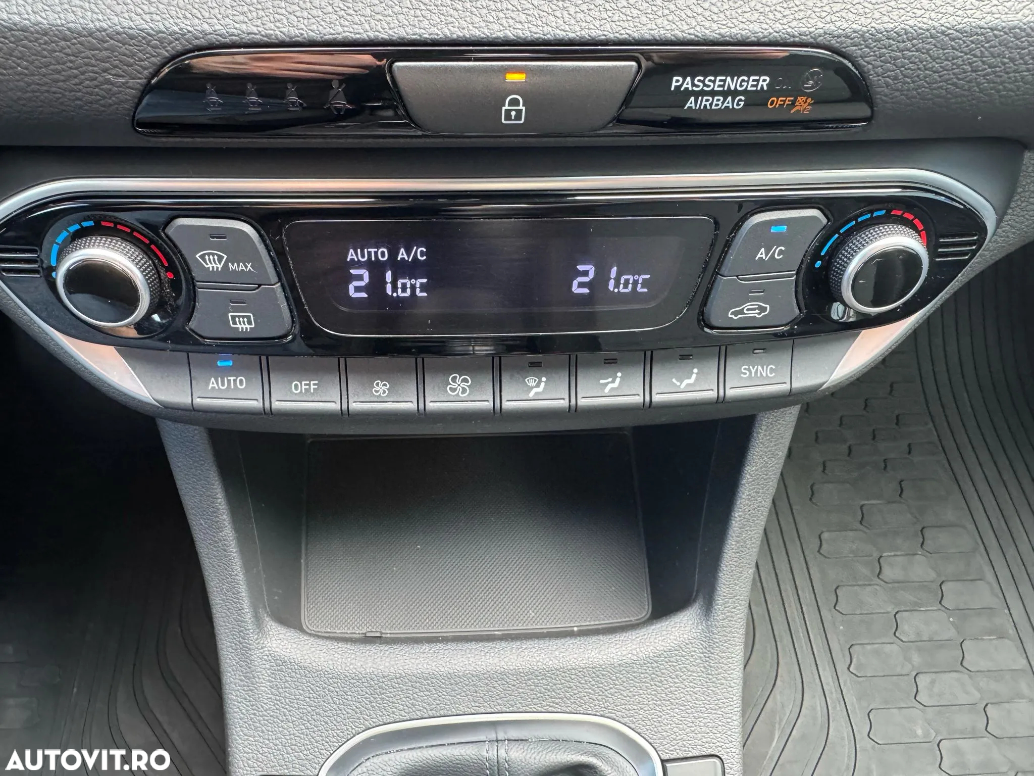 Hyundai i30 1.5 110CP 5DR M/T Highway - 15