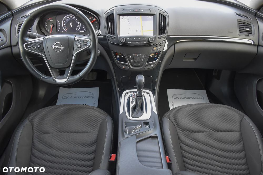 Opel Insignia 1.6 T Cosmo EU6 - 17