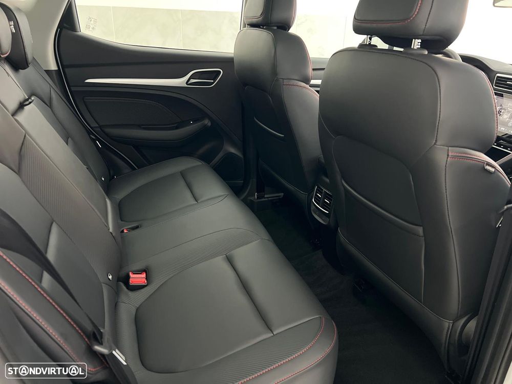 MG ZS EV 72.6 kWh Luxury - 47