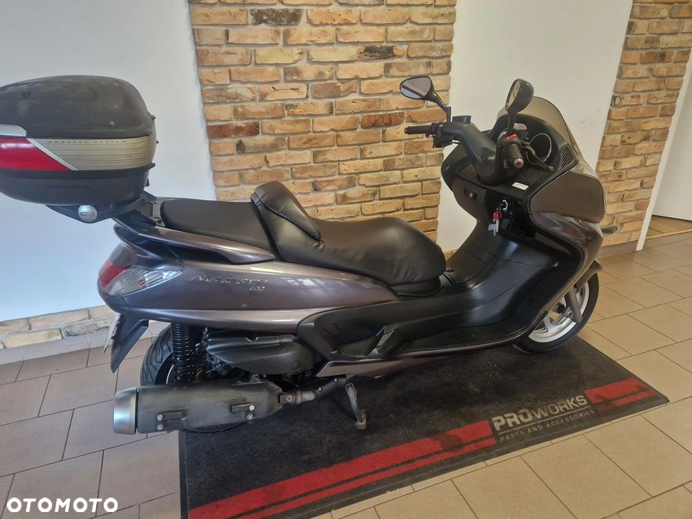 Yamaha Majesty - 4