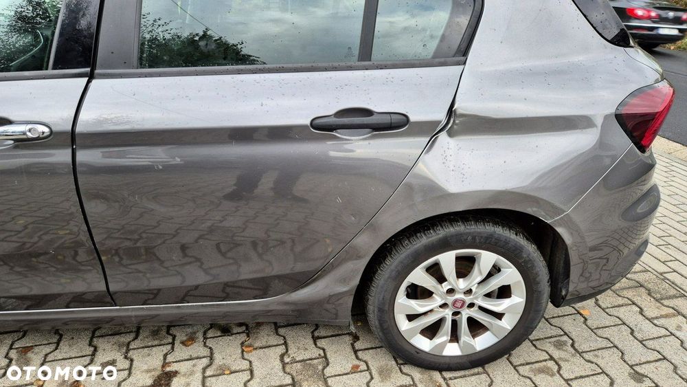Fiat Tipo 1.3 MultiJet 16v Lounge - 17