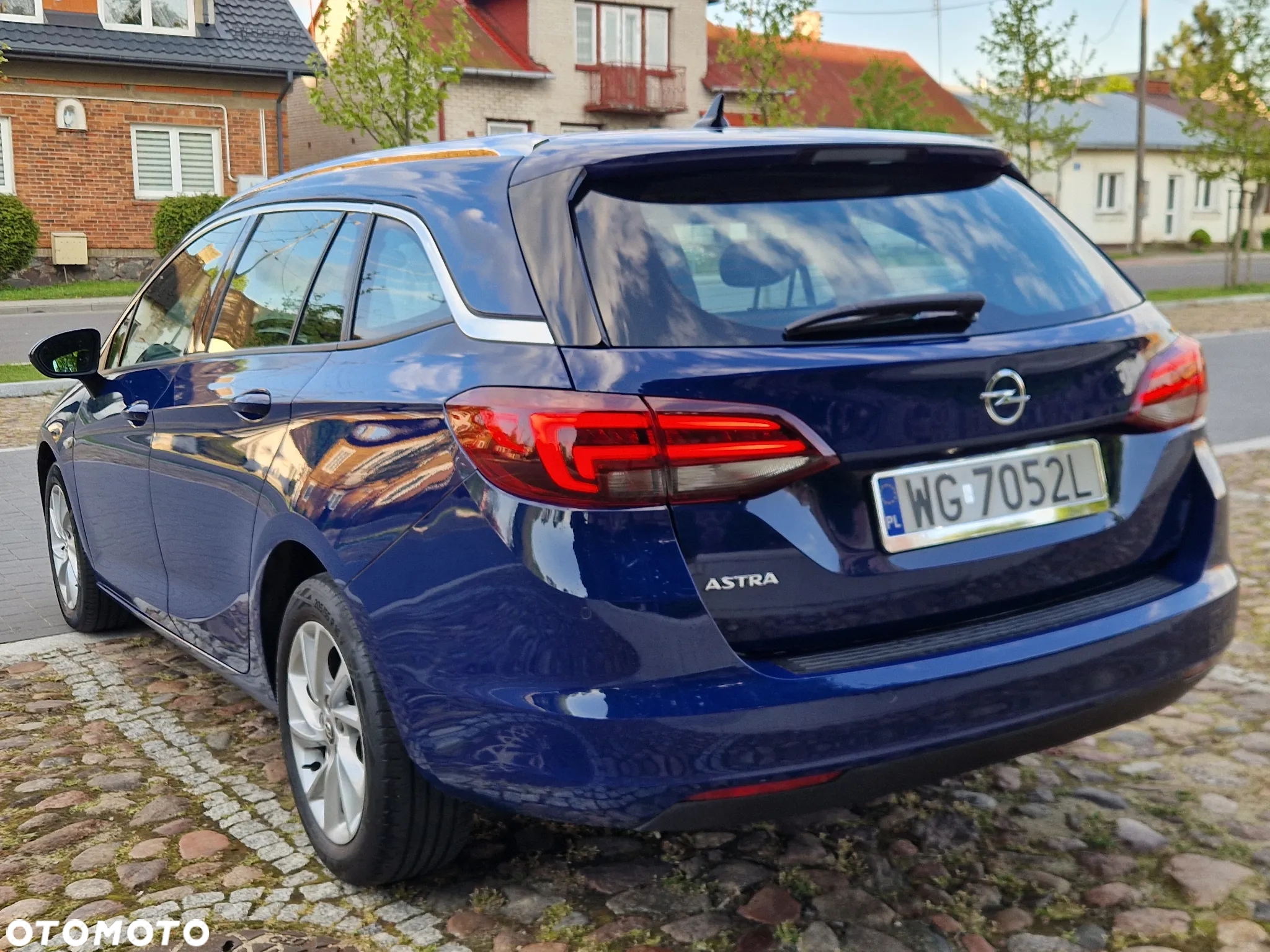 Opel Astra V 1.4 T Dynamic S&S - 7