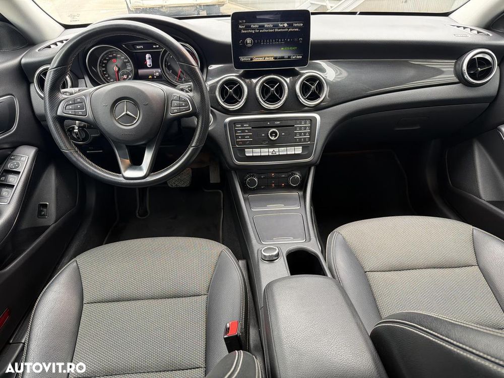 Mercedes-Benz CLA - 13
